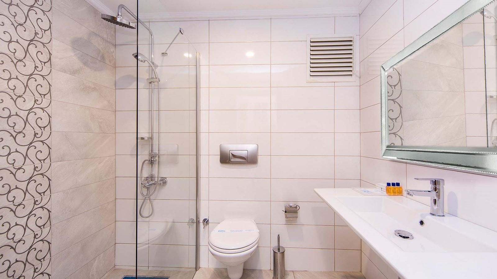 rooms-standard-room