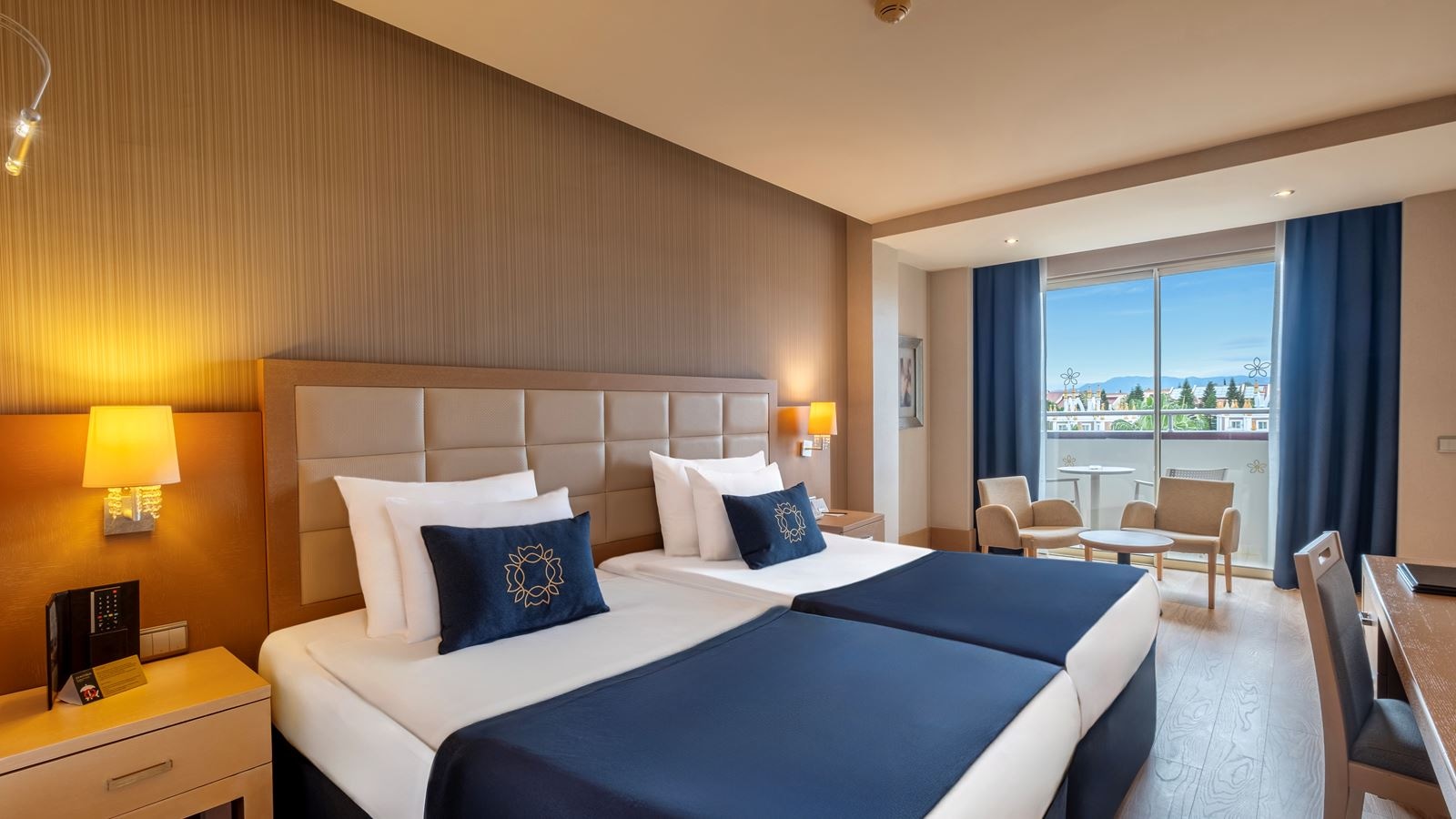 rooms-deluxe-garden-view