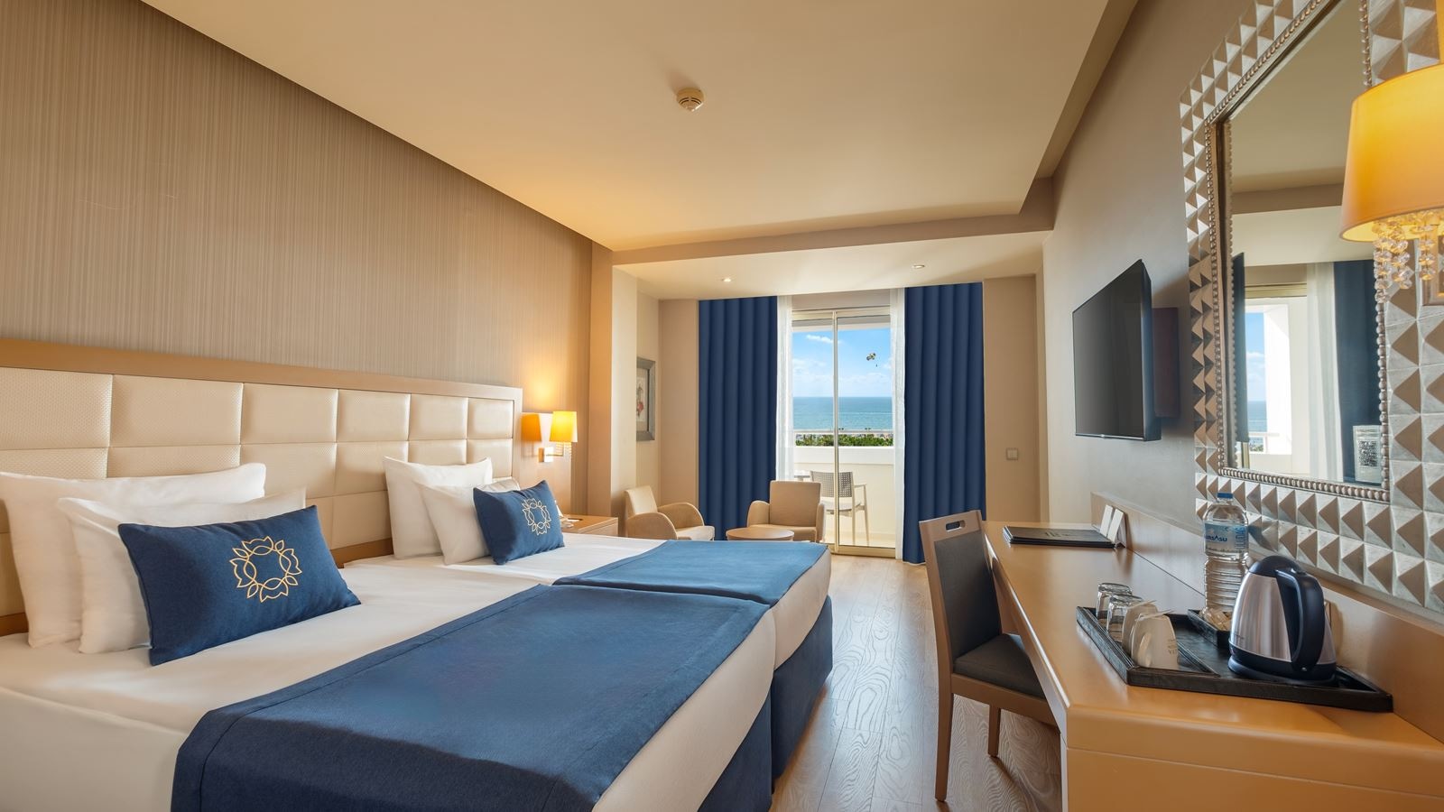 rooms-deluxe-sea-side