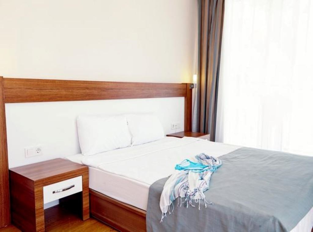 rooms-family-room
