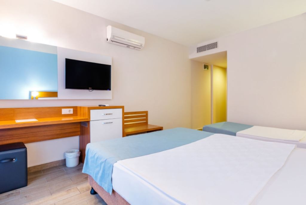 rooms-family-room