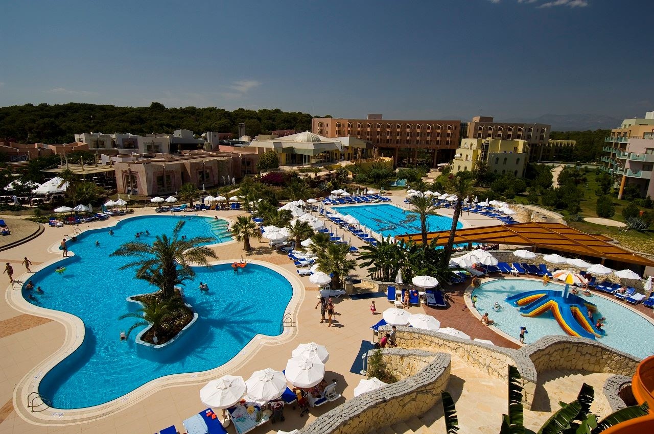pools-outdoor-pool