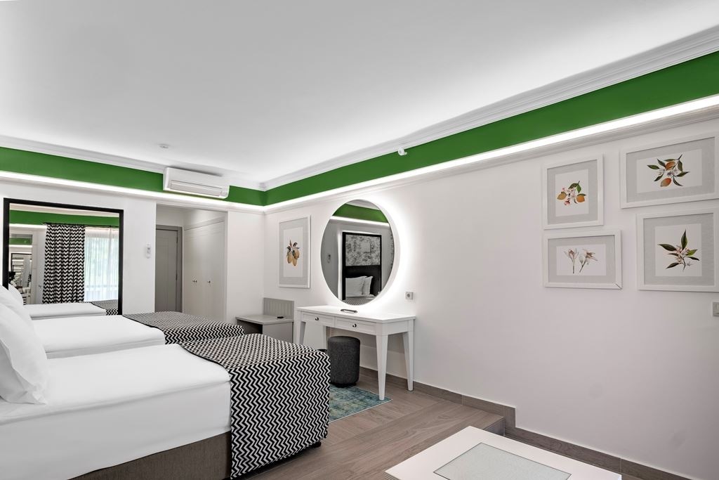 rooms-sea-villa-standard-room