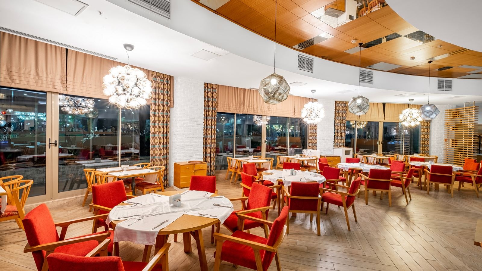 restaurants-harmony-restaurant