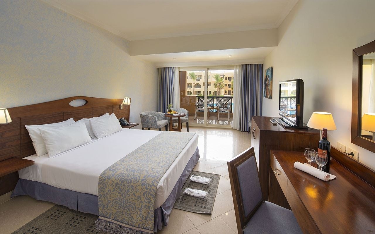 rooms-family-room